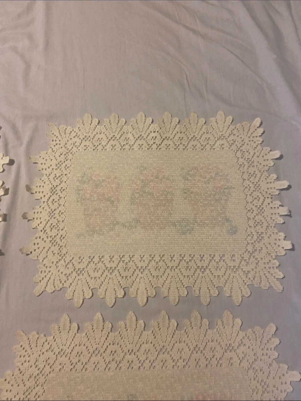 Set of 4 Floral Crochet Edge Placemats - Pink Rose Pots